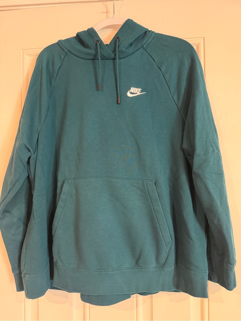 Nike Women’s plus size  Teal Pullover Hoodie with White Swoosh